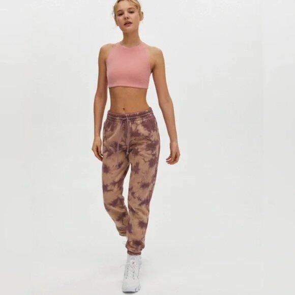 Aritzia TNA Tie-Dyed Sweatpant Joggers - Picture 4 of 4